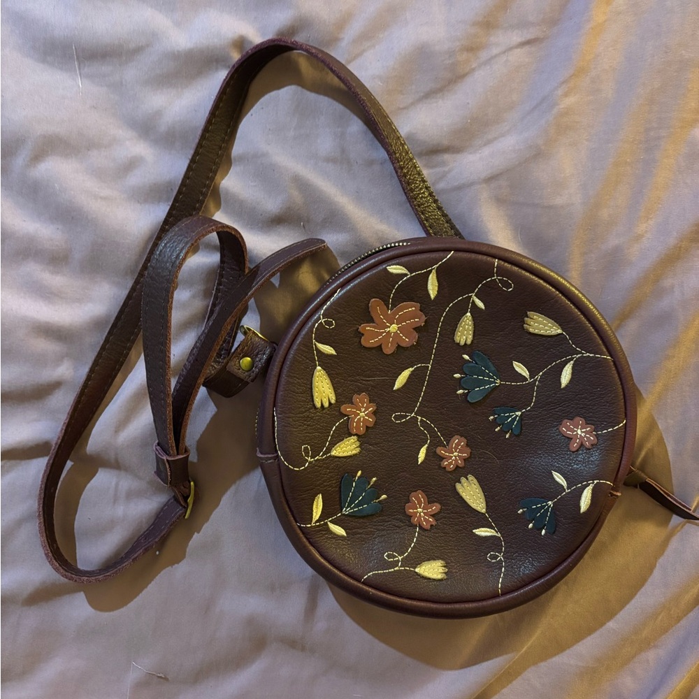 Beautiful Portland Leather Co. crossbody purse!